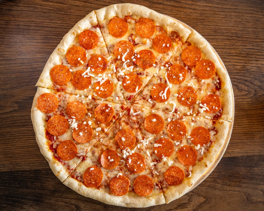 Lg. Pepperoni Pizza.