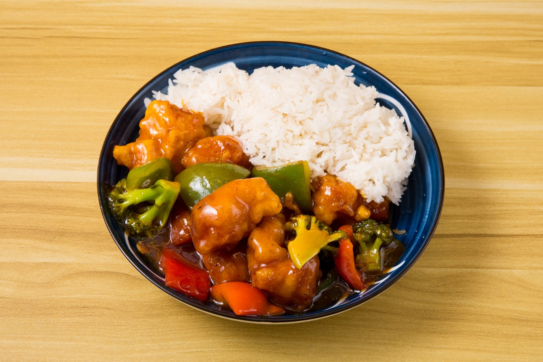 Orange Chicken Over Rice 陈皮鸡饭.