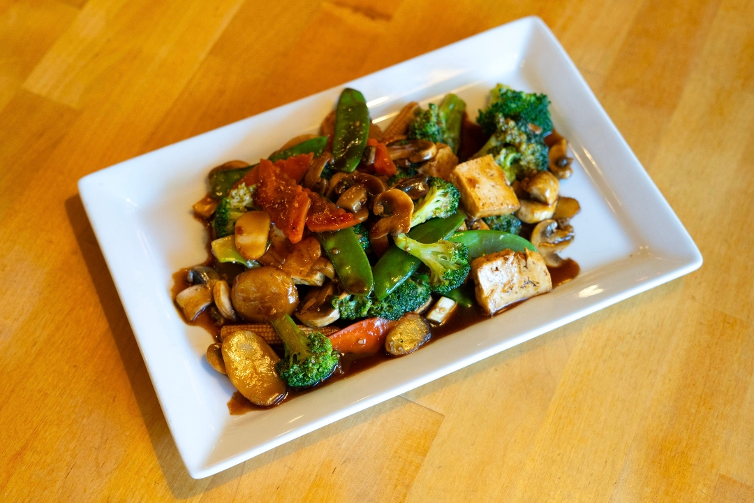 (L) Buddha's Delight.