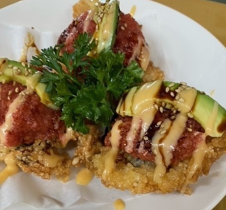 Spicy Tuna w/ Crispy Rice (3PCS).