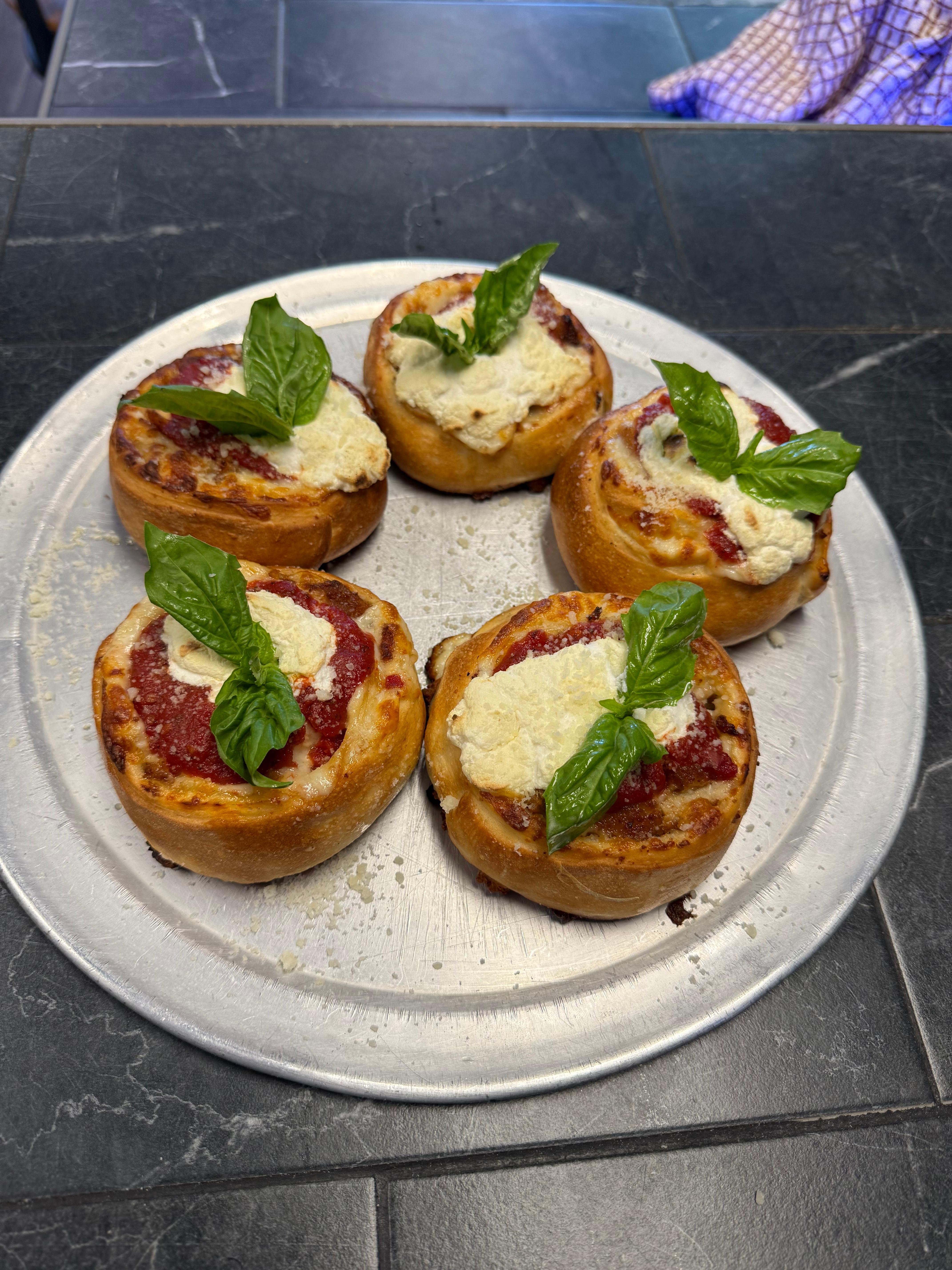 Chicken Parmigiana Pinwheels (5).