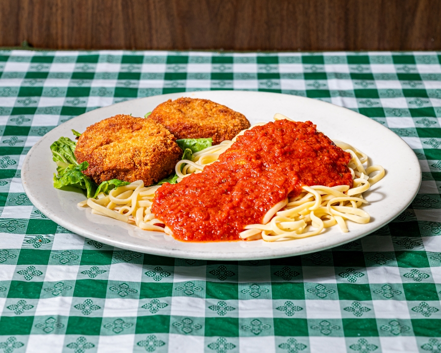 Linguini & Red Clam Sauce.