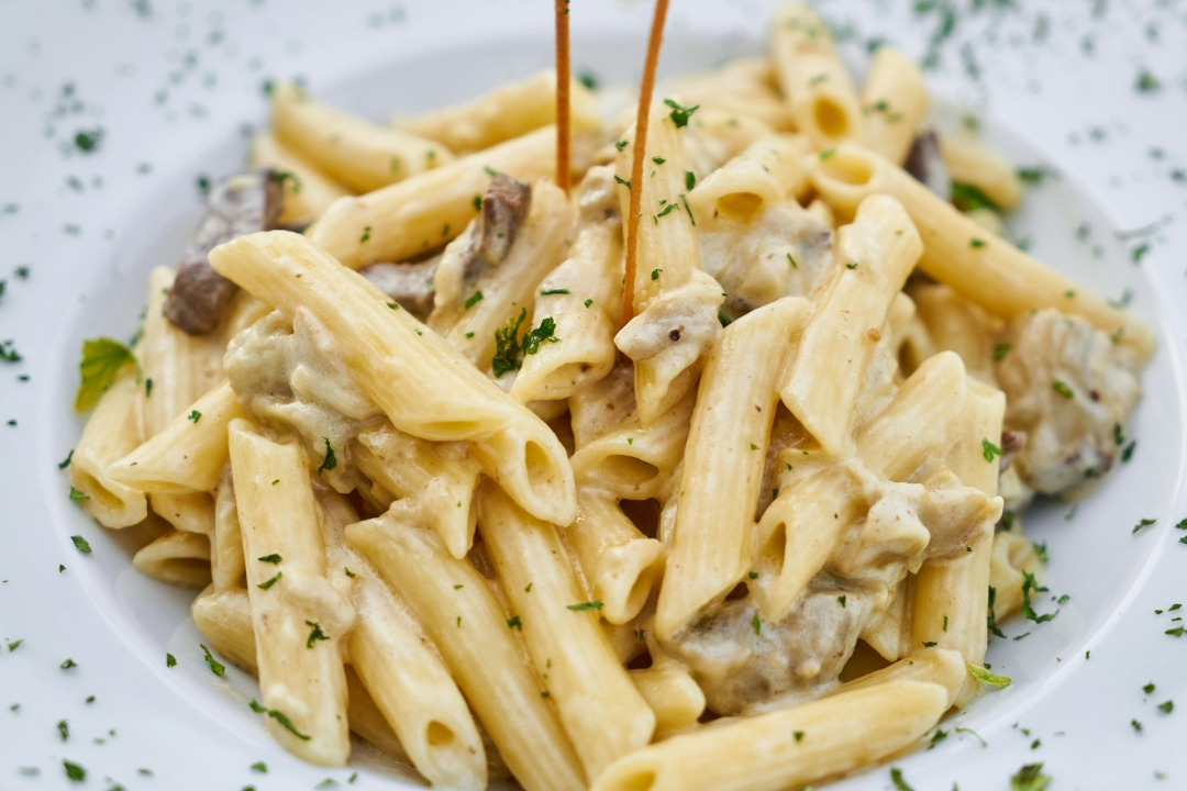 Chicken Alfredo Pasta.