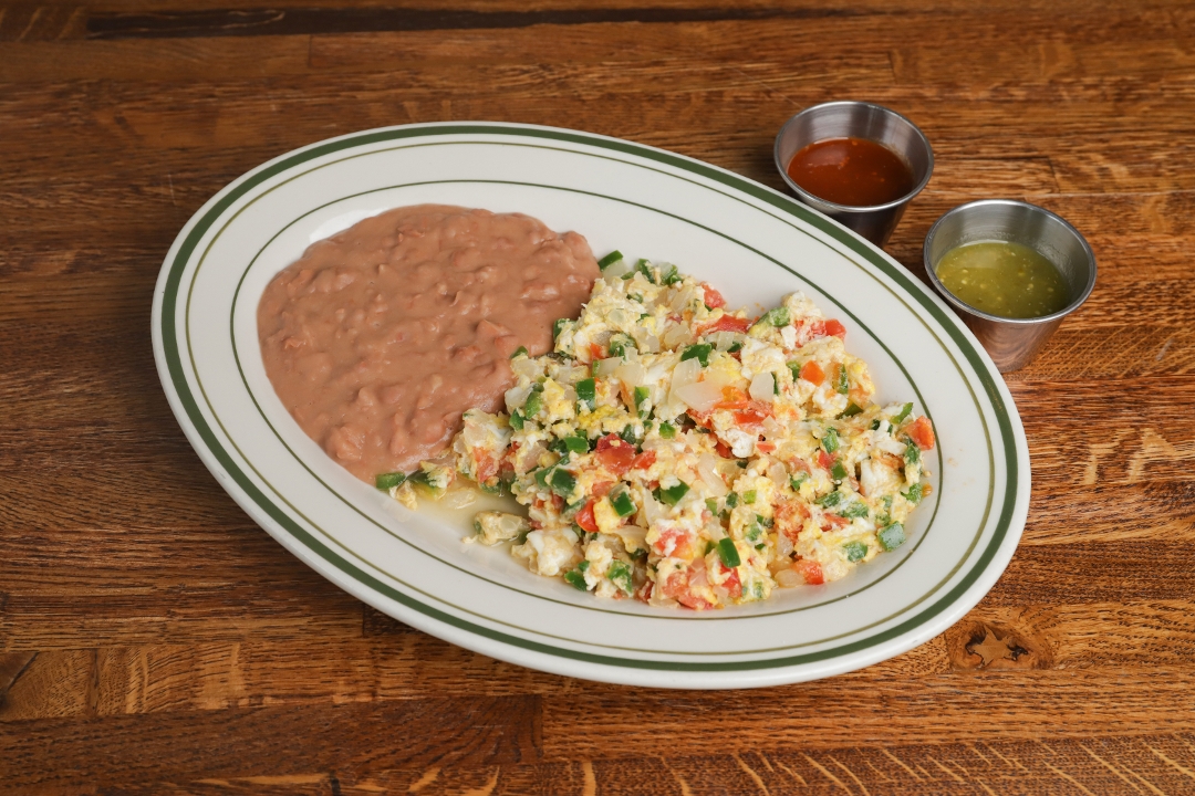 Huevos A La Mexicana.