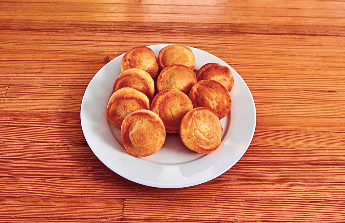 CORNBREAD MUFFIN.