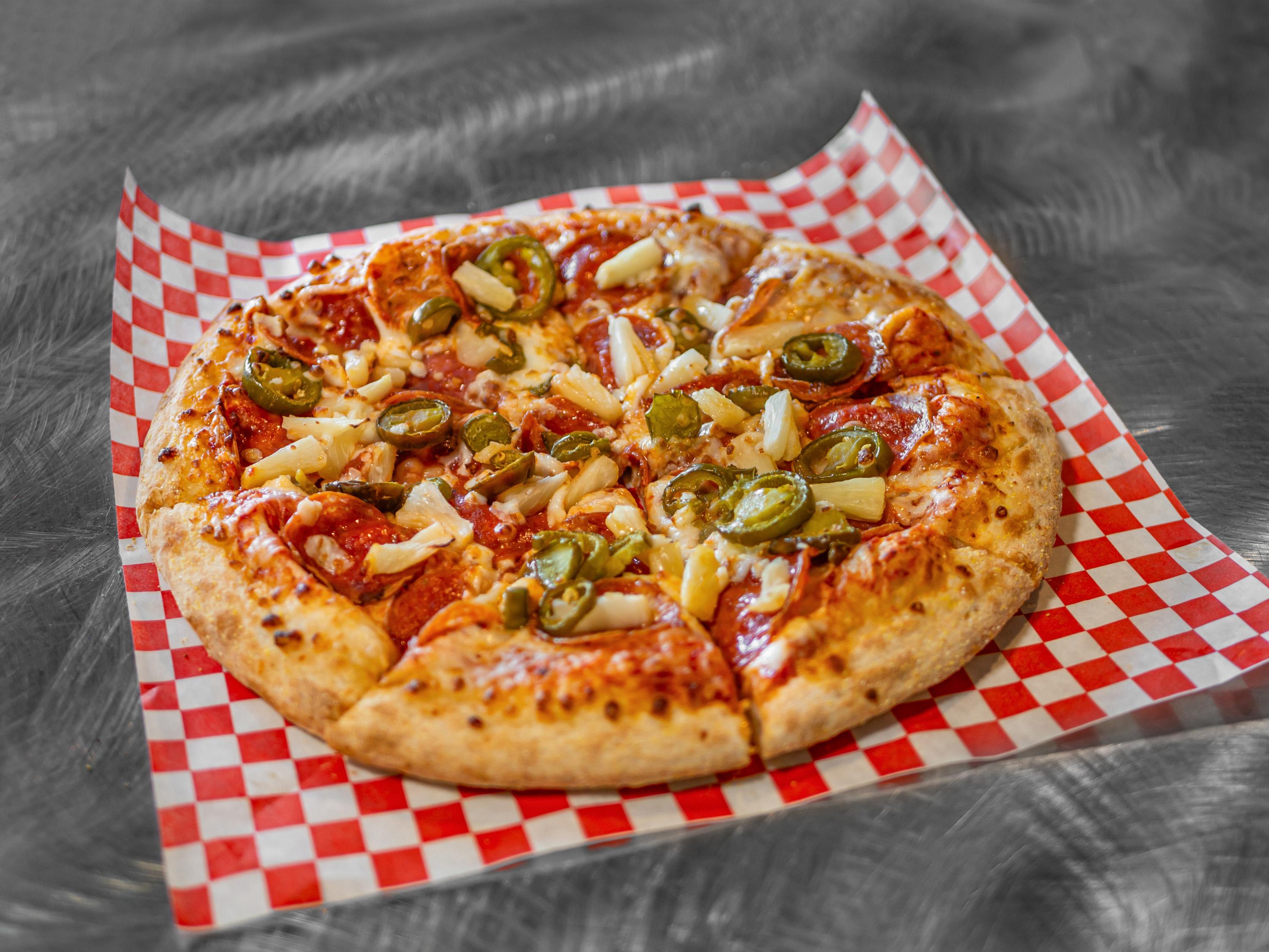 12" Sweet & Spicey Pizza.