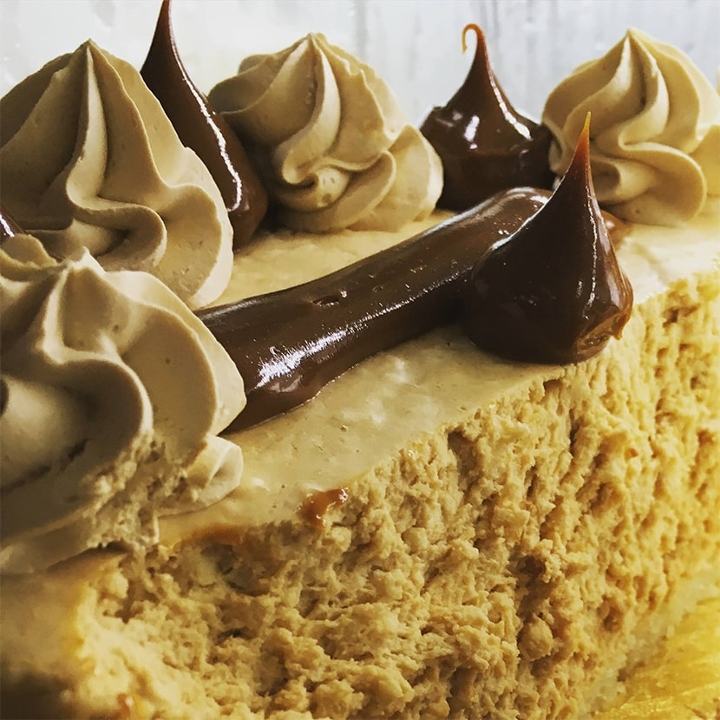 Dulce de Leche CheeseCake.