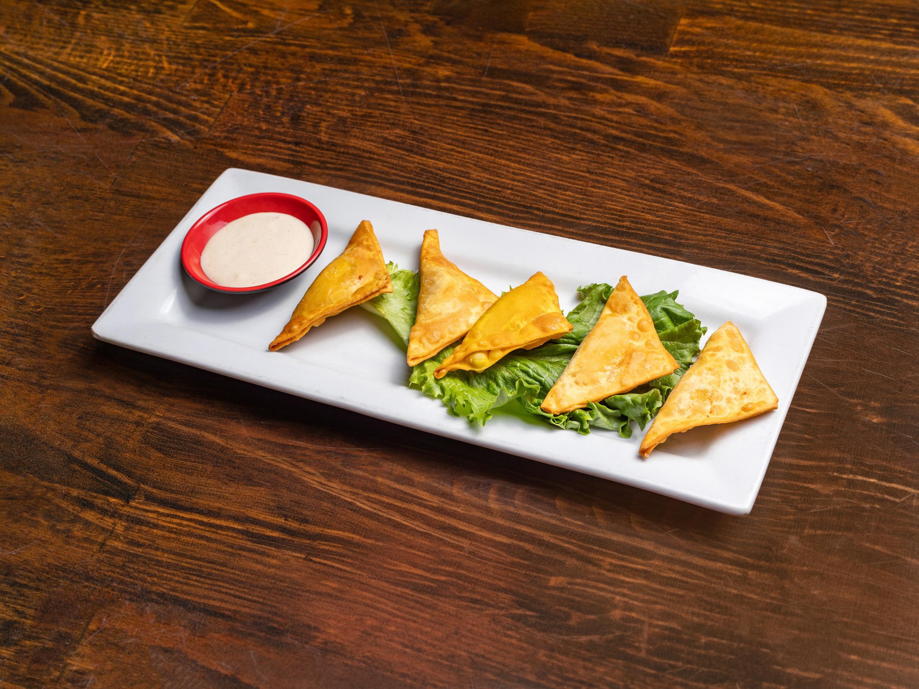 Buffalo Wontons (5pcs).