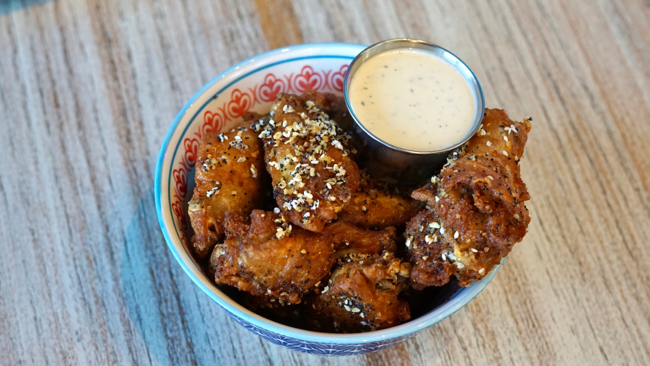 CRISPY FRIED WINGS (10 CT).