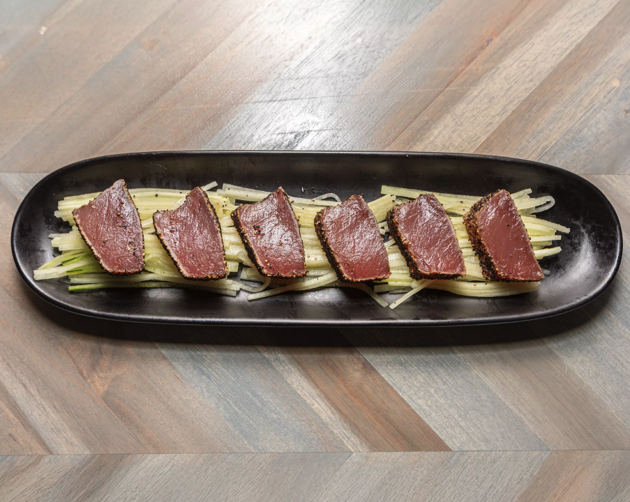 Peppered Tuna Sashimi 3pc.