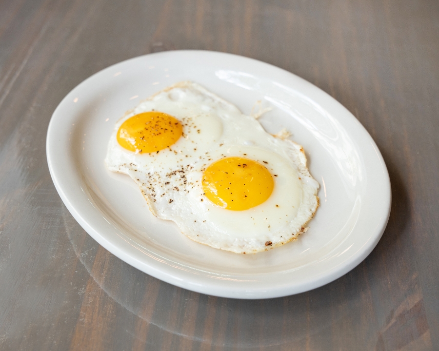 2 Free-Range Eggs.