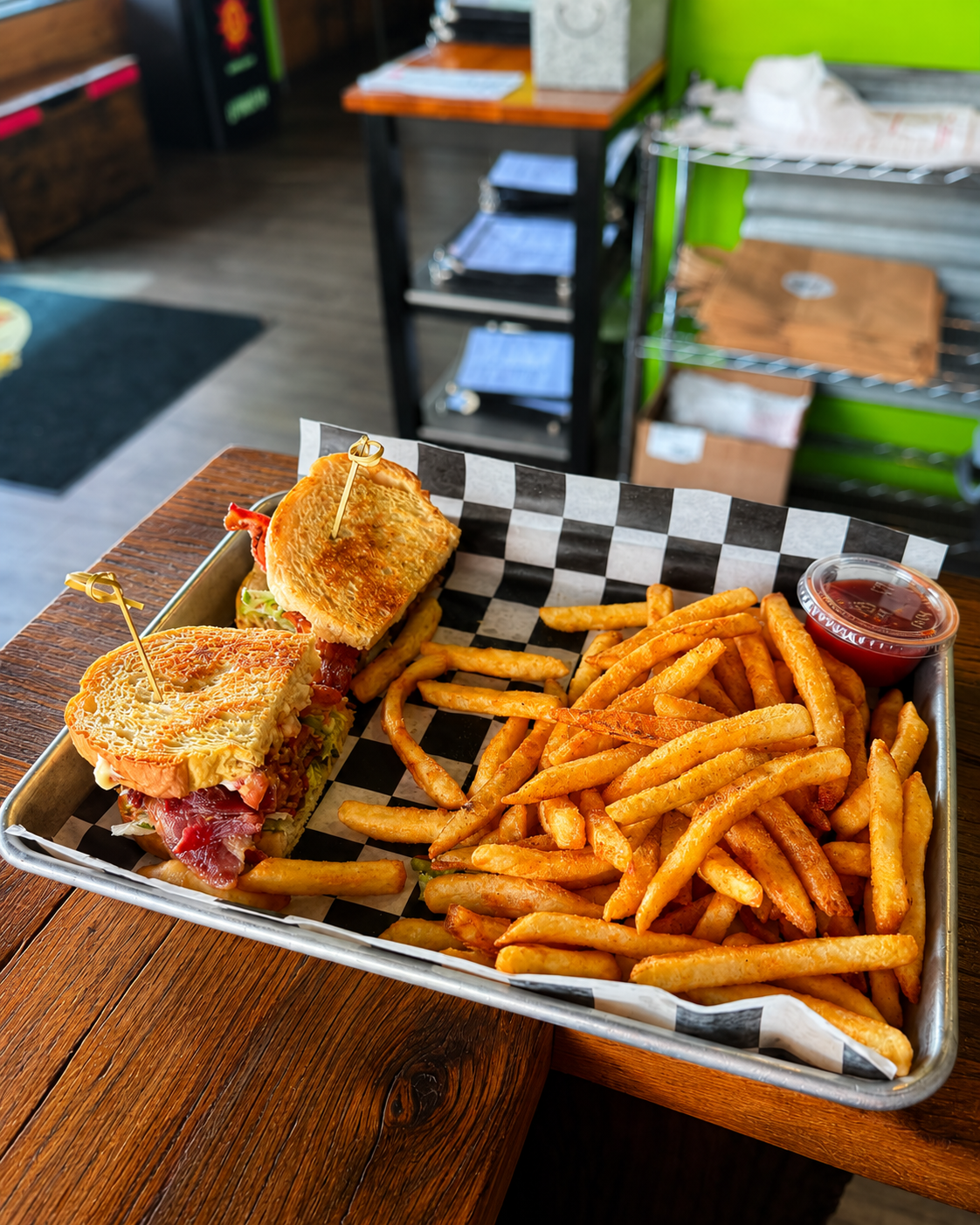 BLT.