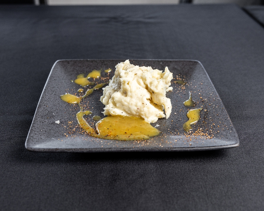 Side Mashed Potatoes.
