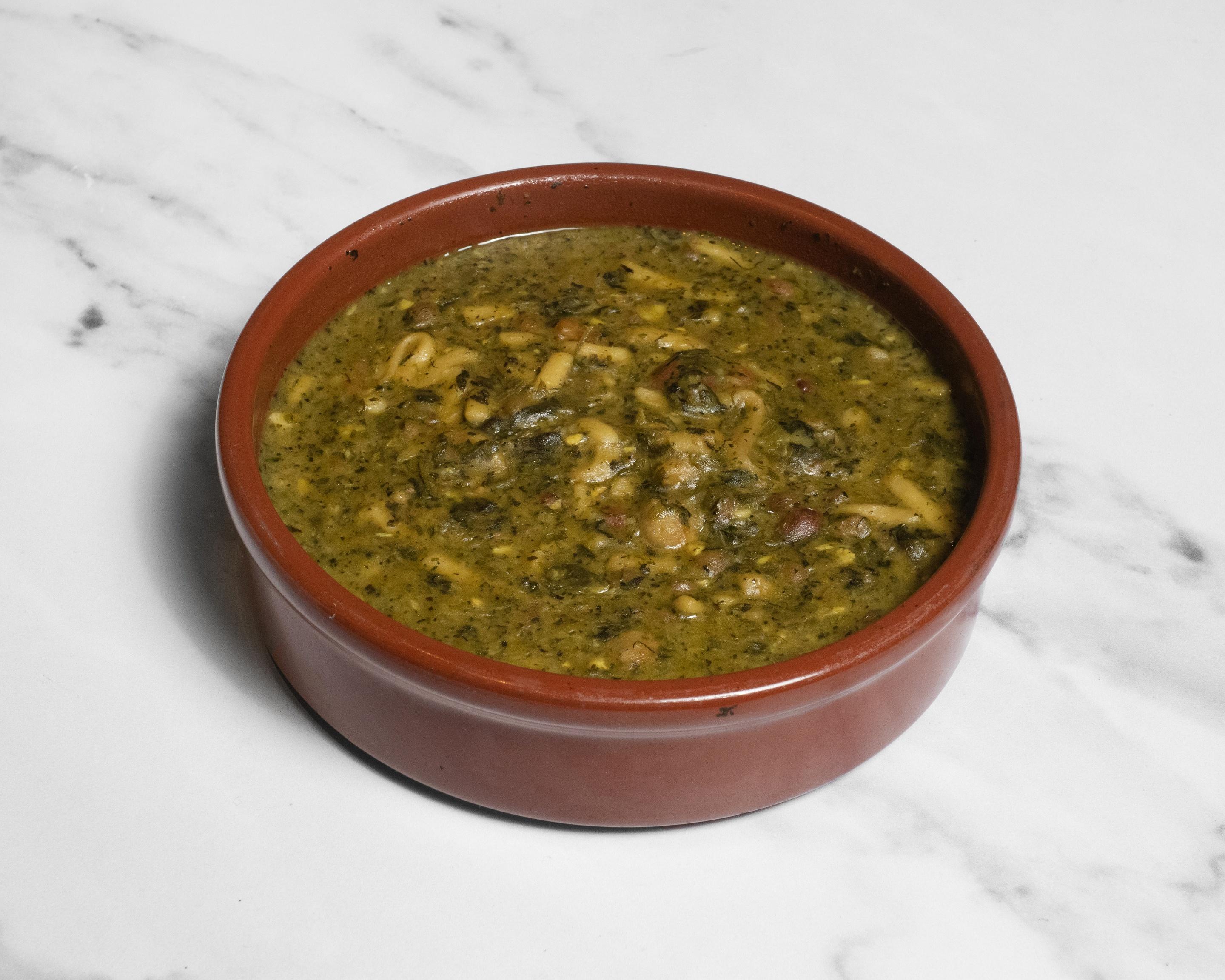 Soup: Osh-e Reshteh.