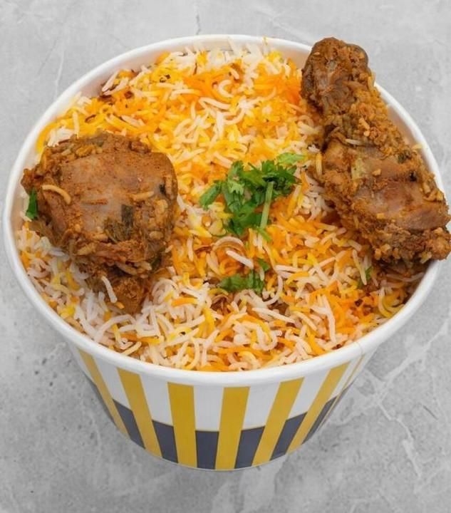 Bezawada Boneless Chicken Biryani - Bucket.