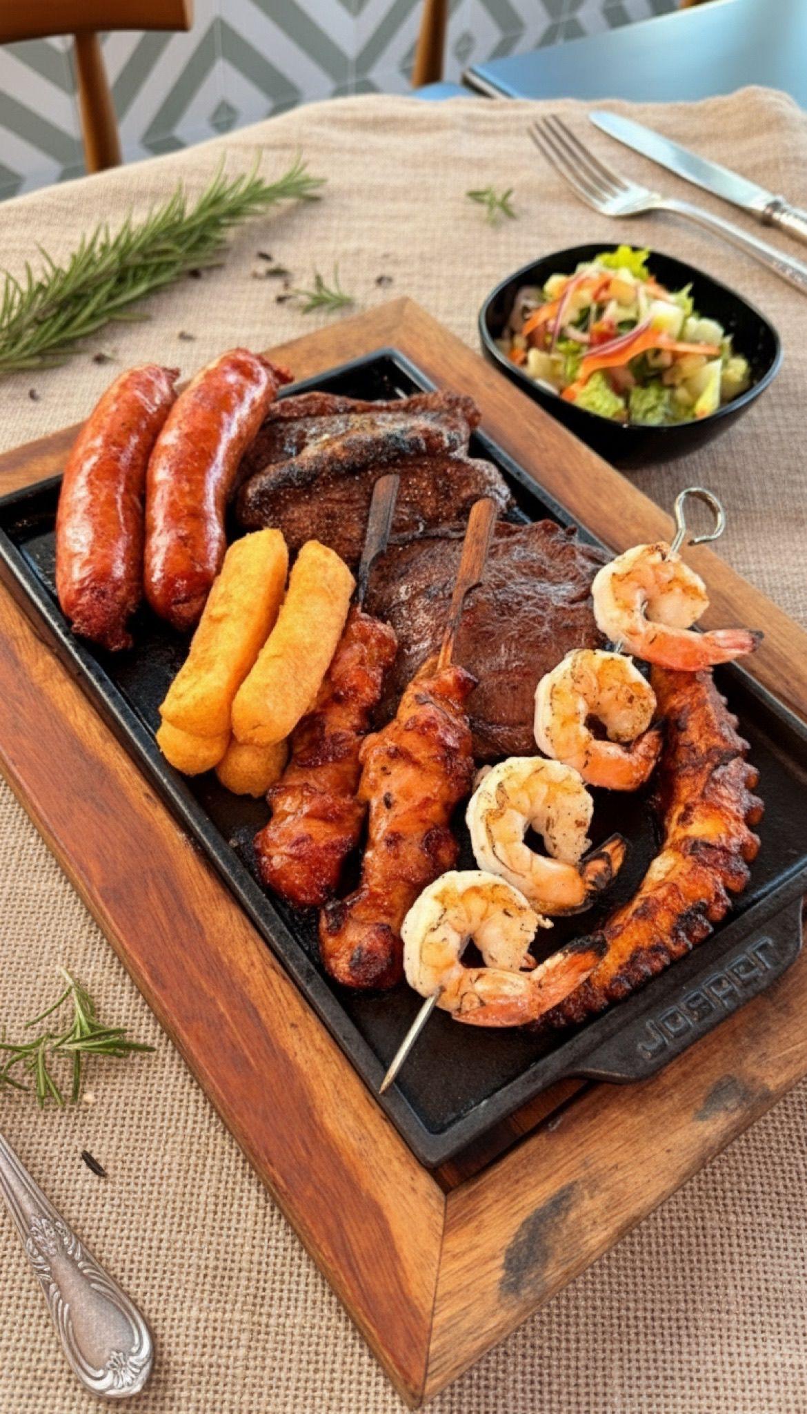Parrilla Irismar.