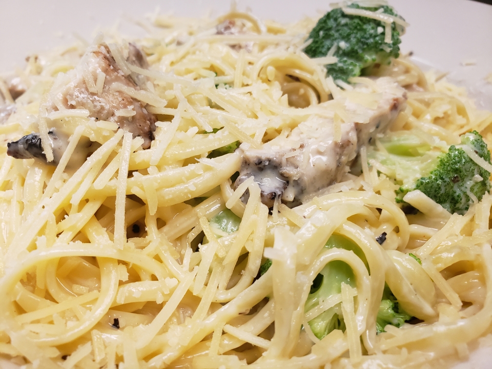 Chicken Broccoli Alfredo.