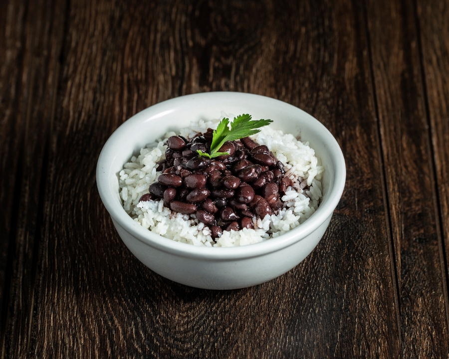 RICE & BLACK BEANS.