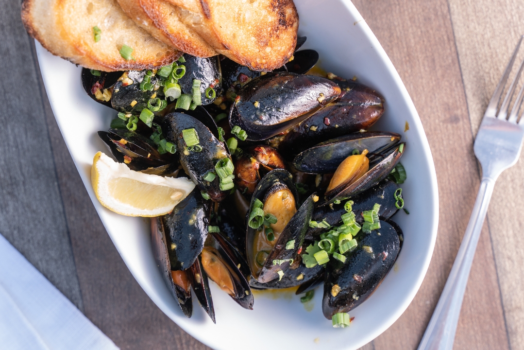Thai Curry Mussels.