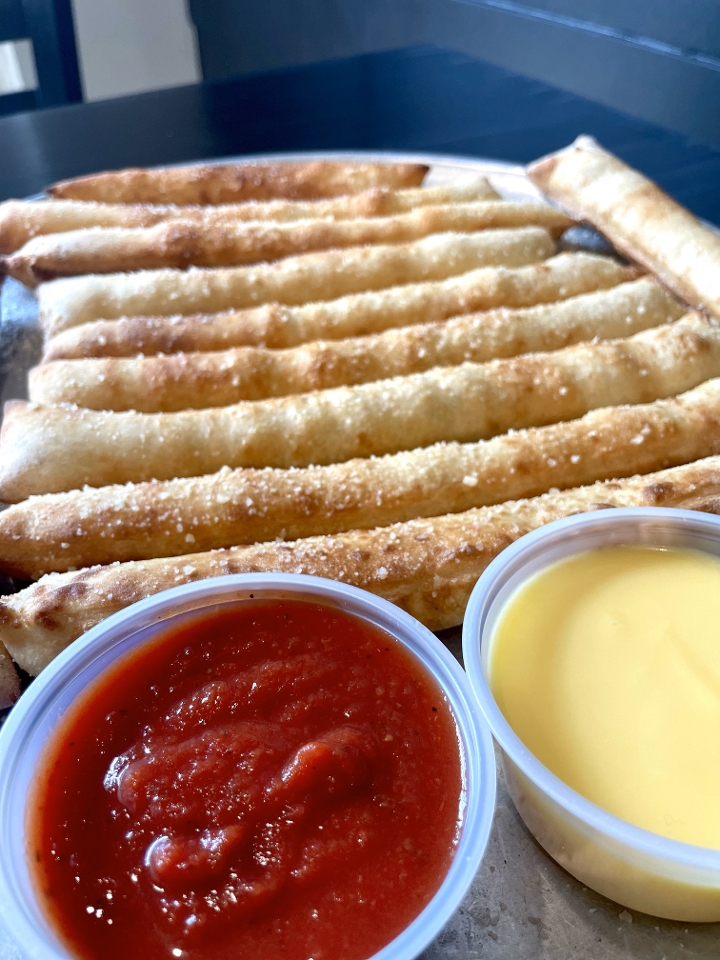 12 Breadsticks.