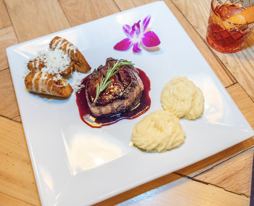Ixchel Filet.