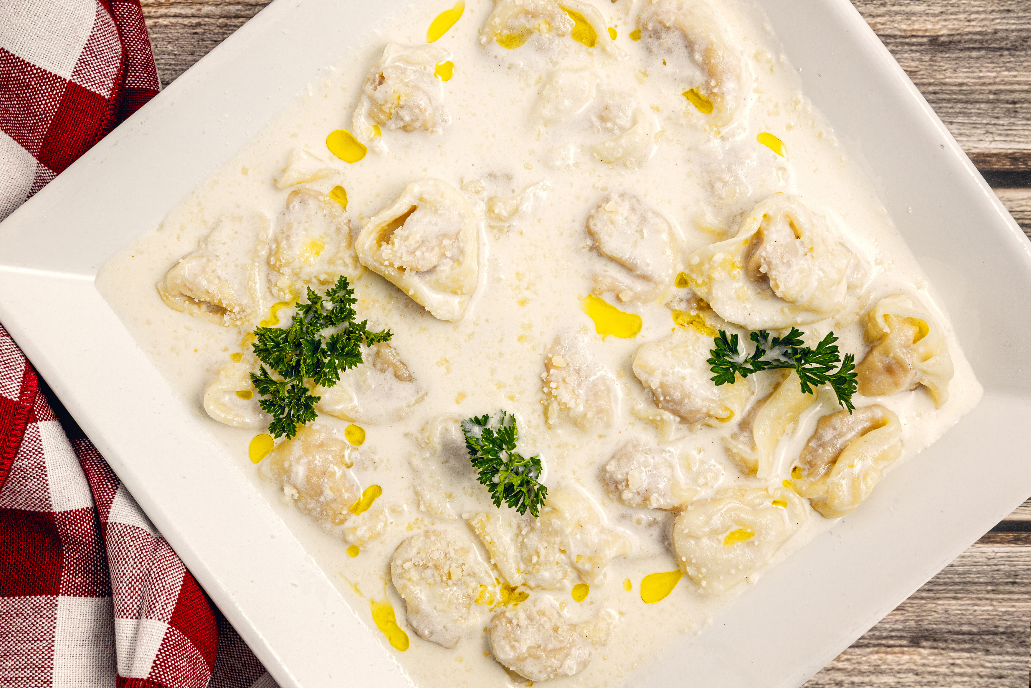 Tortellini Alfredo.