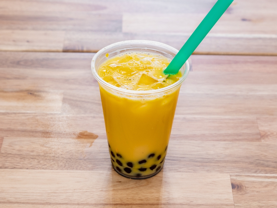 E-4 Mango Bubble Milk Tea (芒果珍珠奶茶).