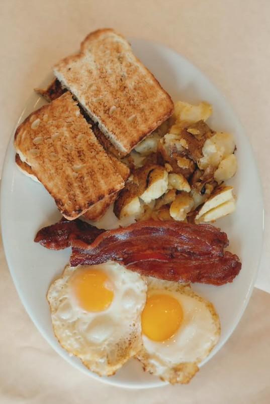 Uncle Lenny's Breakfast Platter.