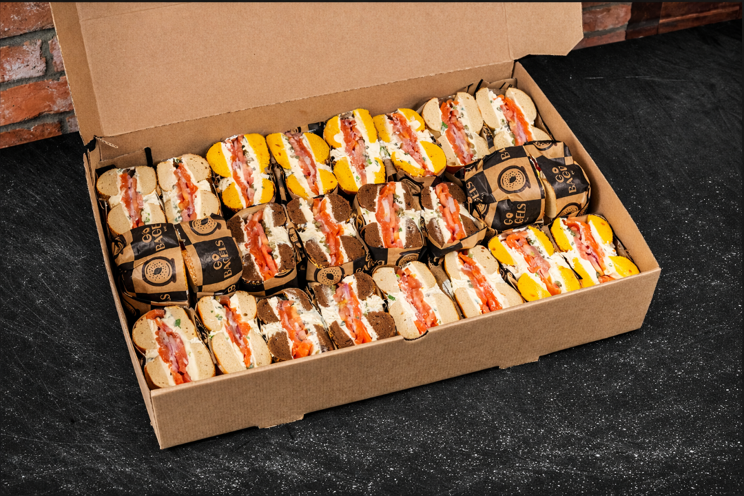 MANHATTAN LOX SPECIAL BOX (12 Sandwiches).