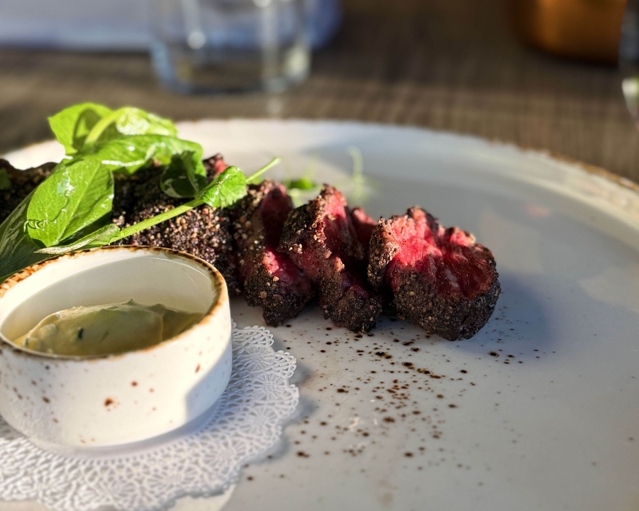 Wagyu Bavette Au Poivre 8oz.