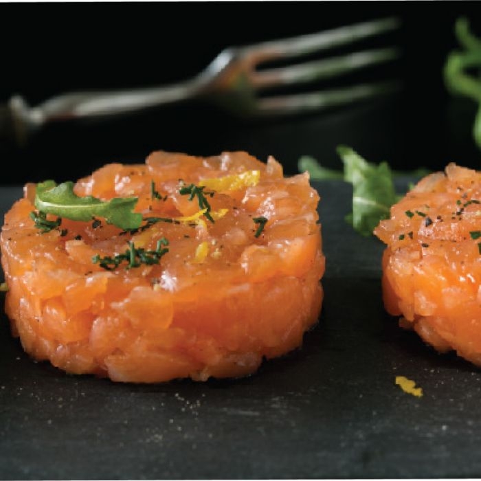SALMON TARTARE.