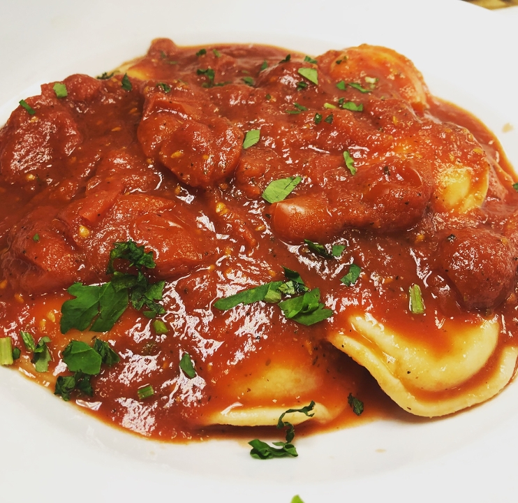 Ravioli Marinara.