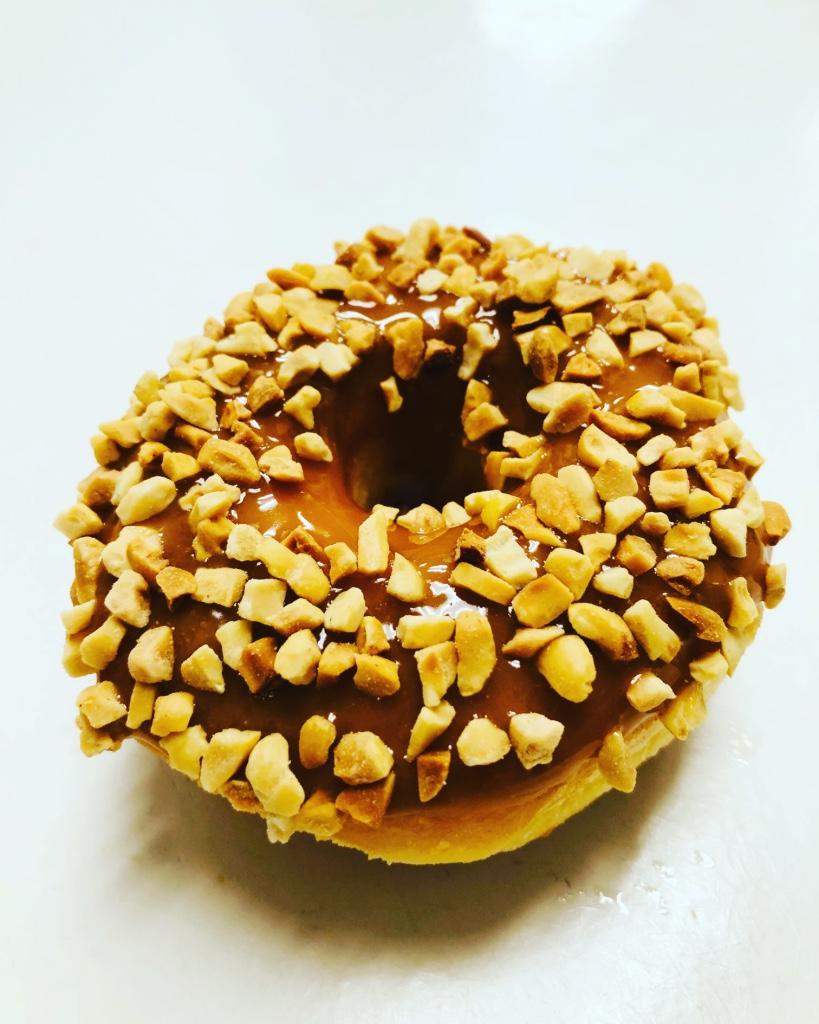 Maple Ice w/Peanuts.