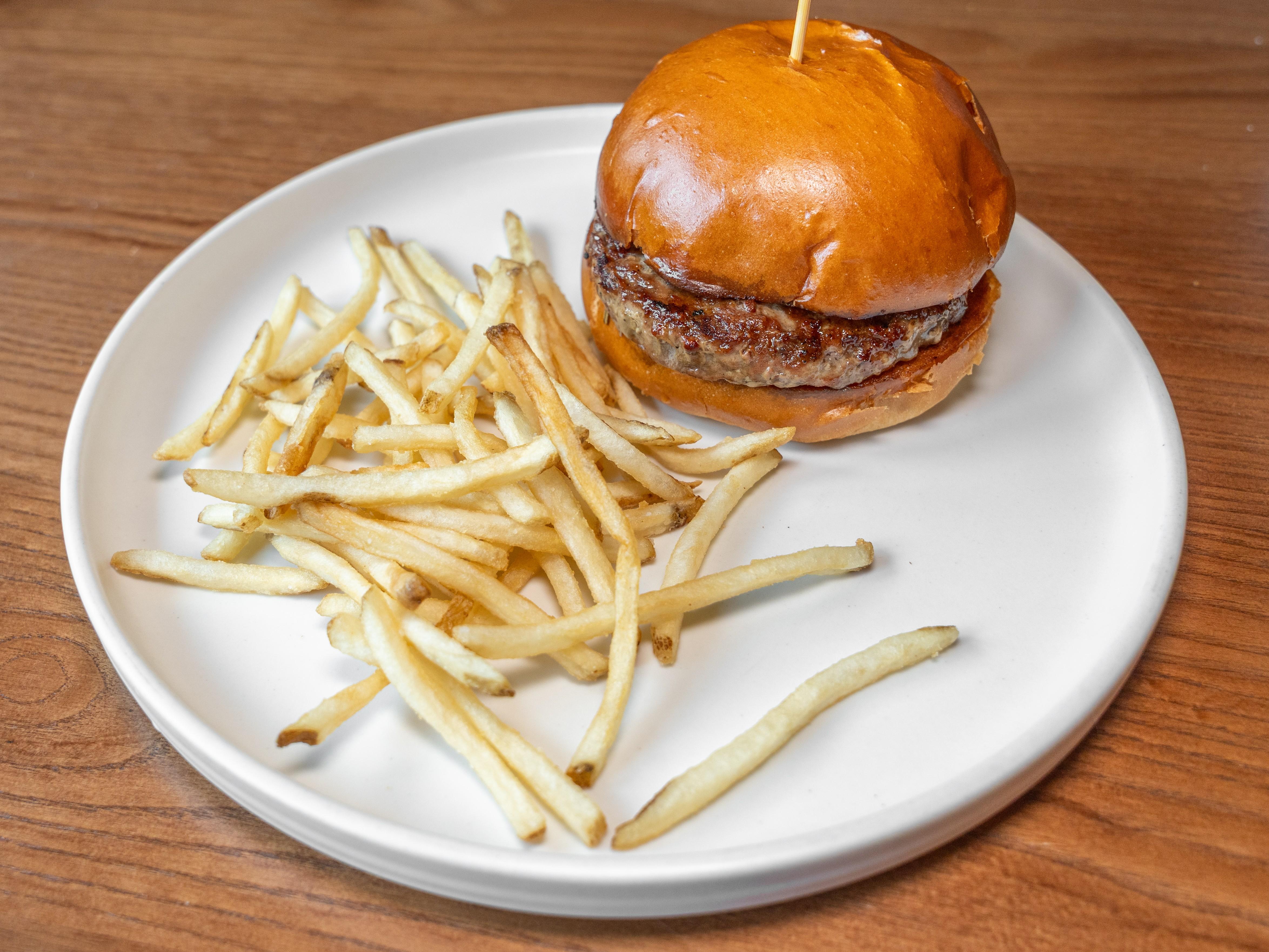 KID BURGER.