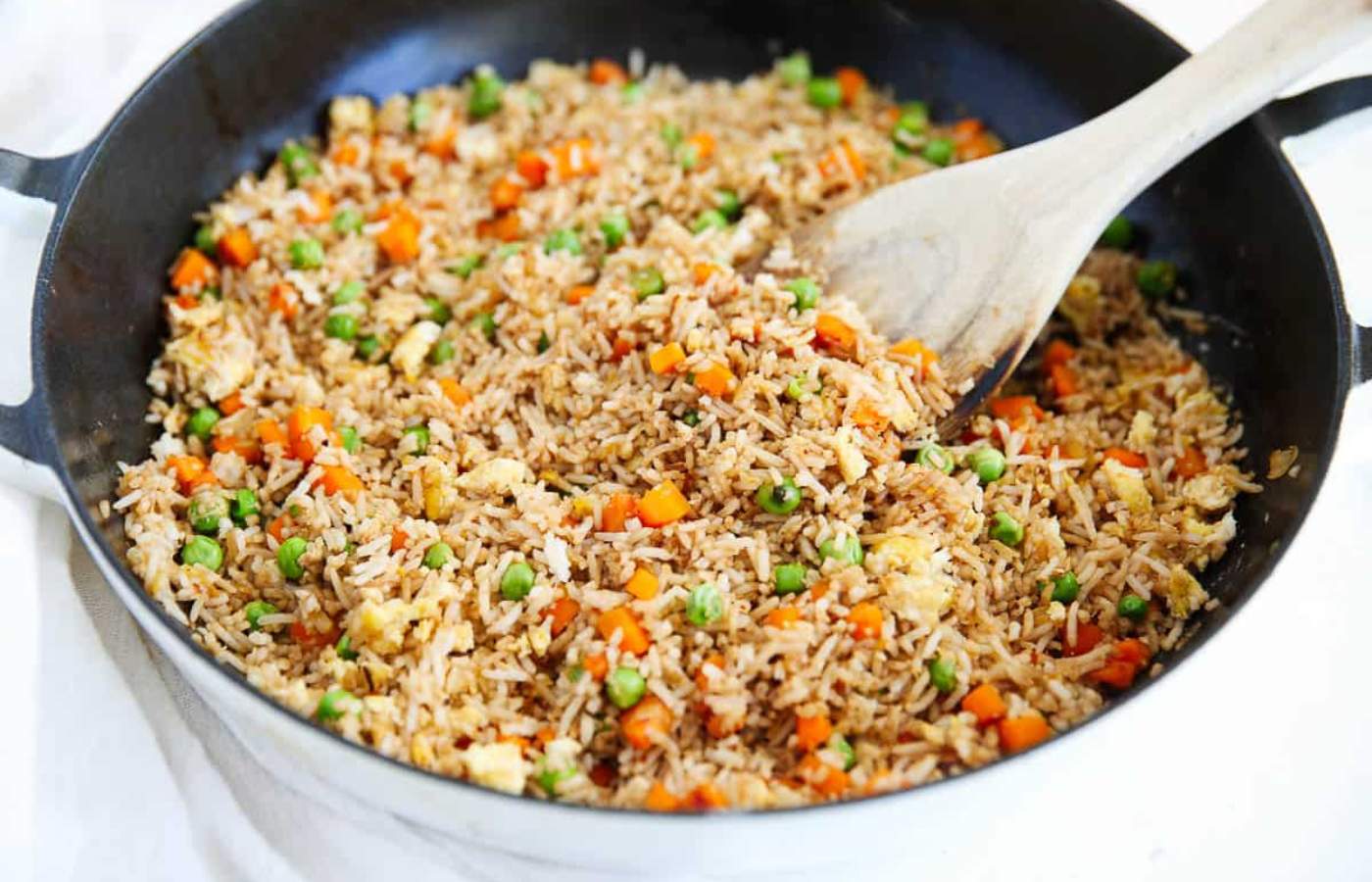 Rice with Derek (Yawaze)( (Gomen Besiga)(Tuna)(Fish).