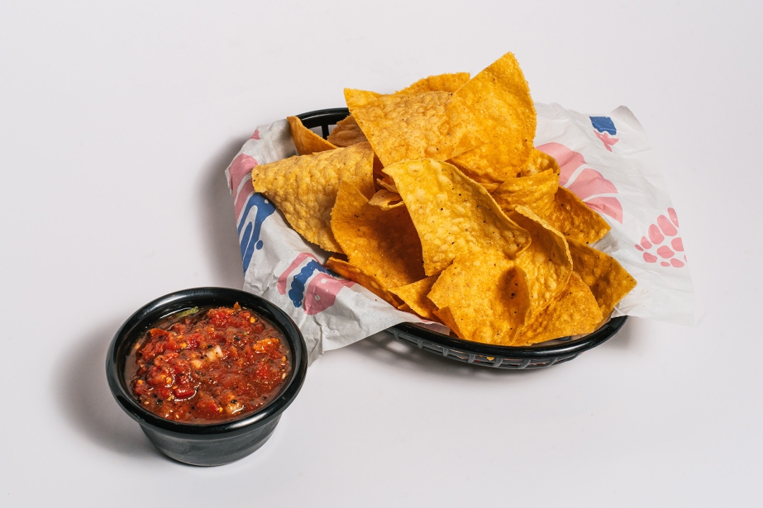 Chips & Salsa.