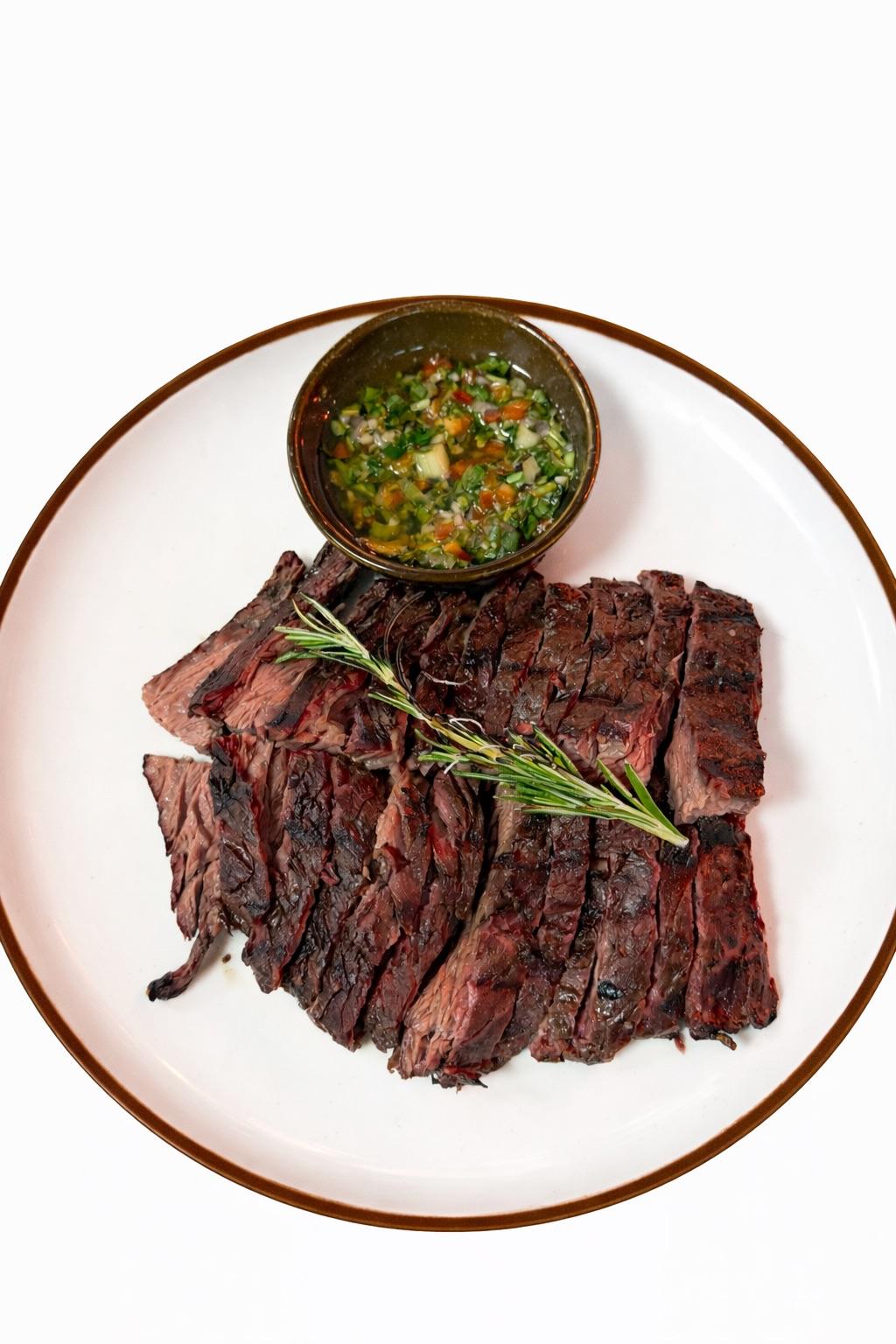 Carne en Vara (10 oz).