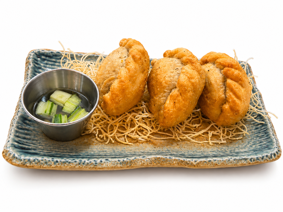 Veg Curry Puff 🥟 [3pc].
