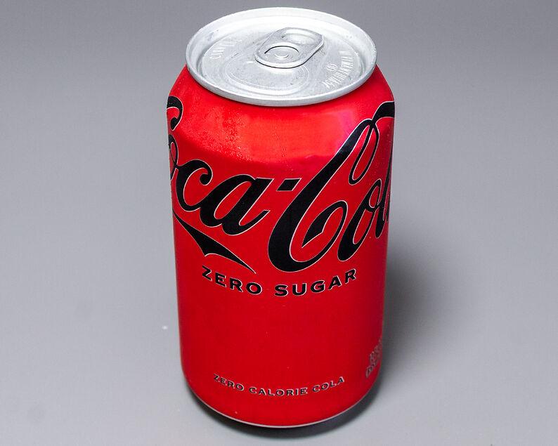 12 oz Coke Zero.
