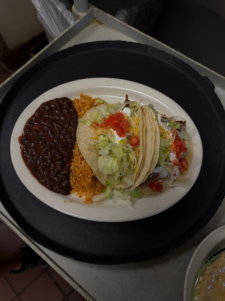2 Tacos.