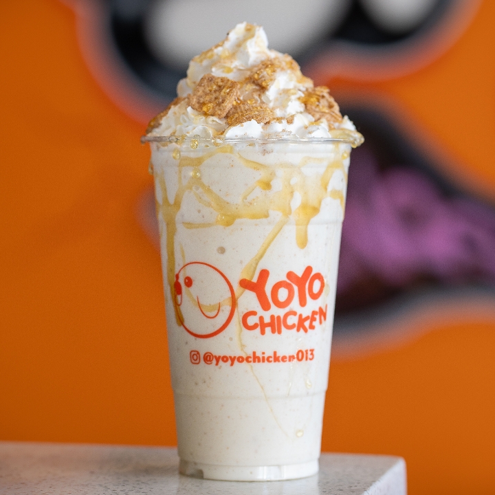 Cinnamon Crunch Milkshake Medium.