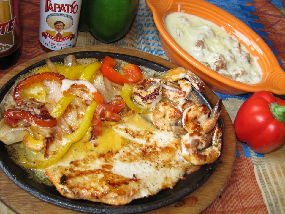 Sizzling Chicken & Shrimp.