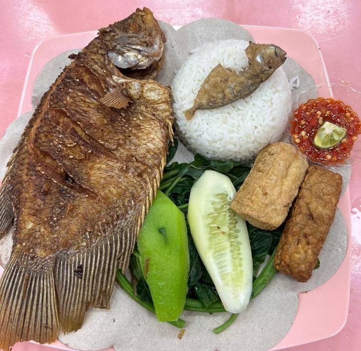 Tempong Rice Platter.