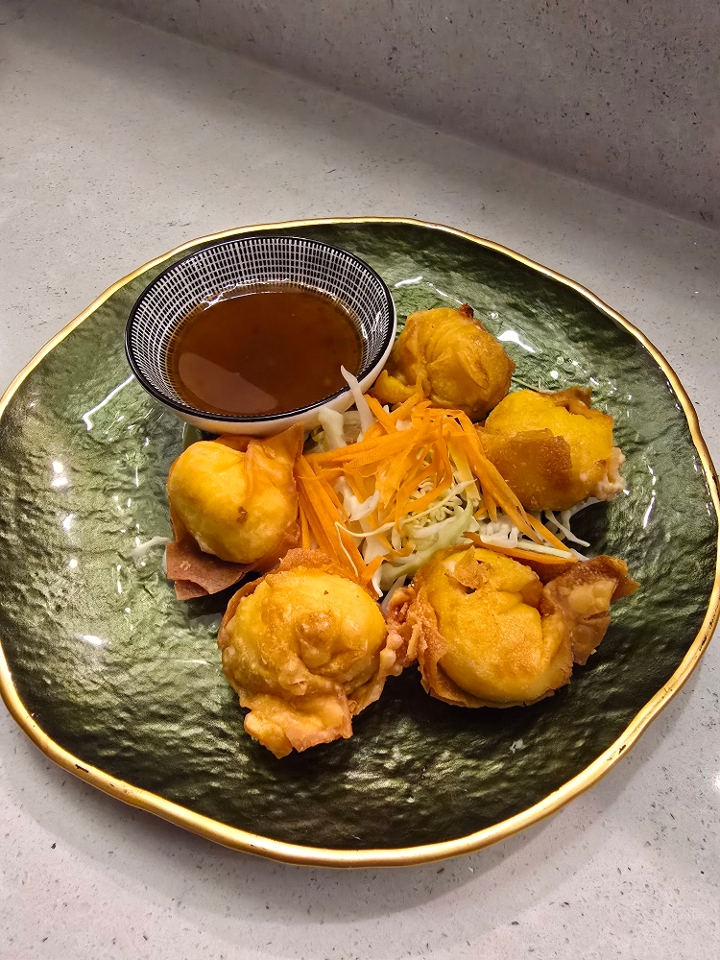 Crab Rangoon.