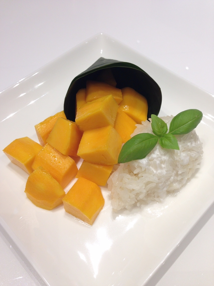 Mango with Sticky Rice (Seasonal).