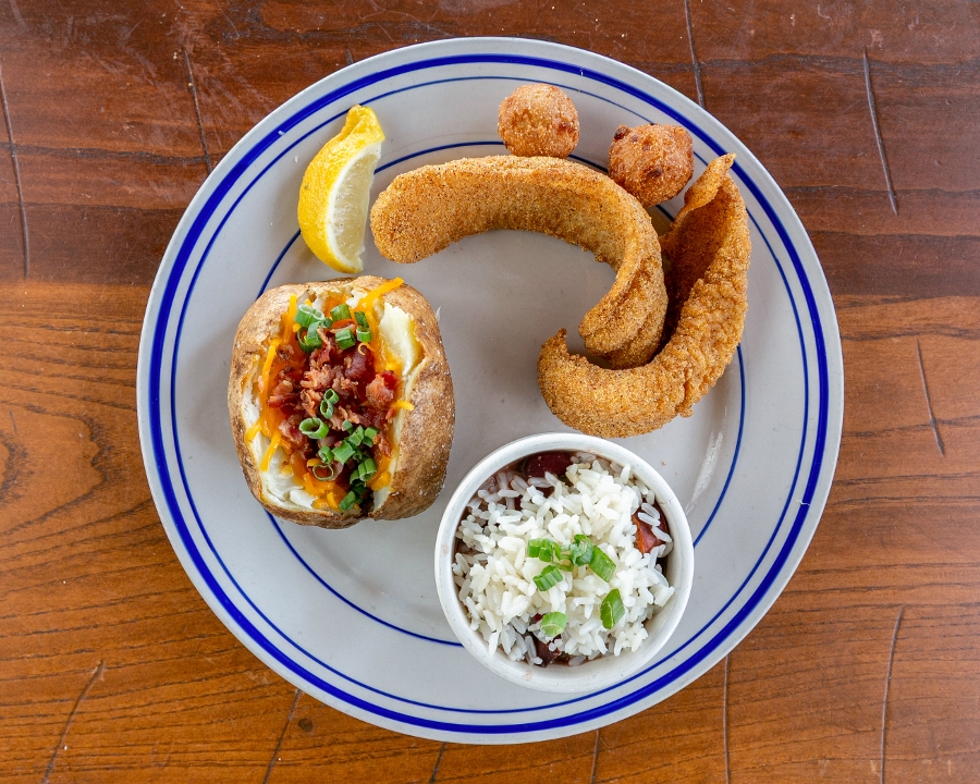 2 Piece Lunch Catfish.