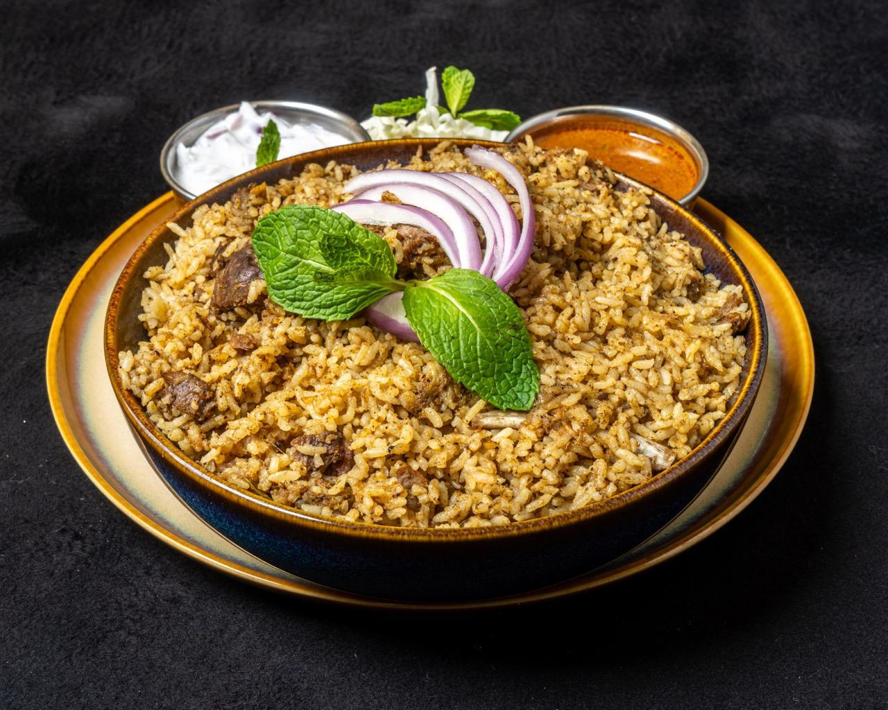 Dindugal Mutton Seeraga Samba Biriyani.