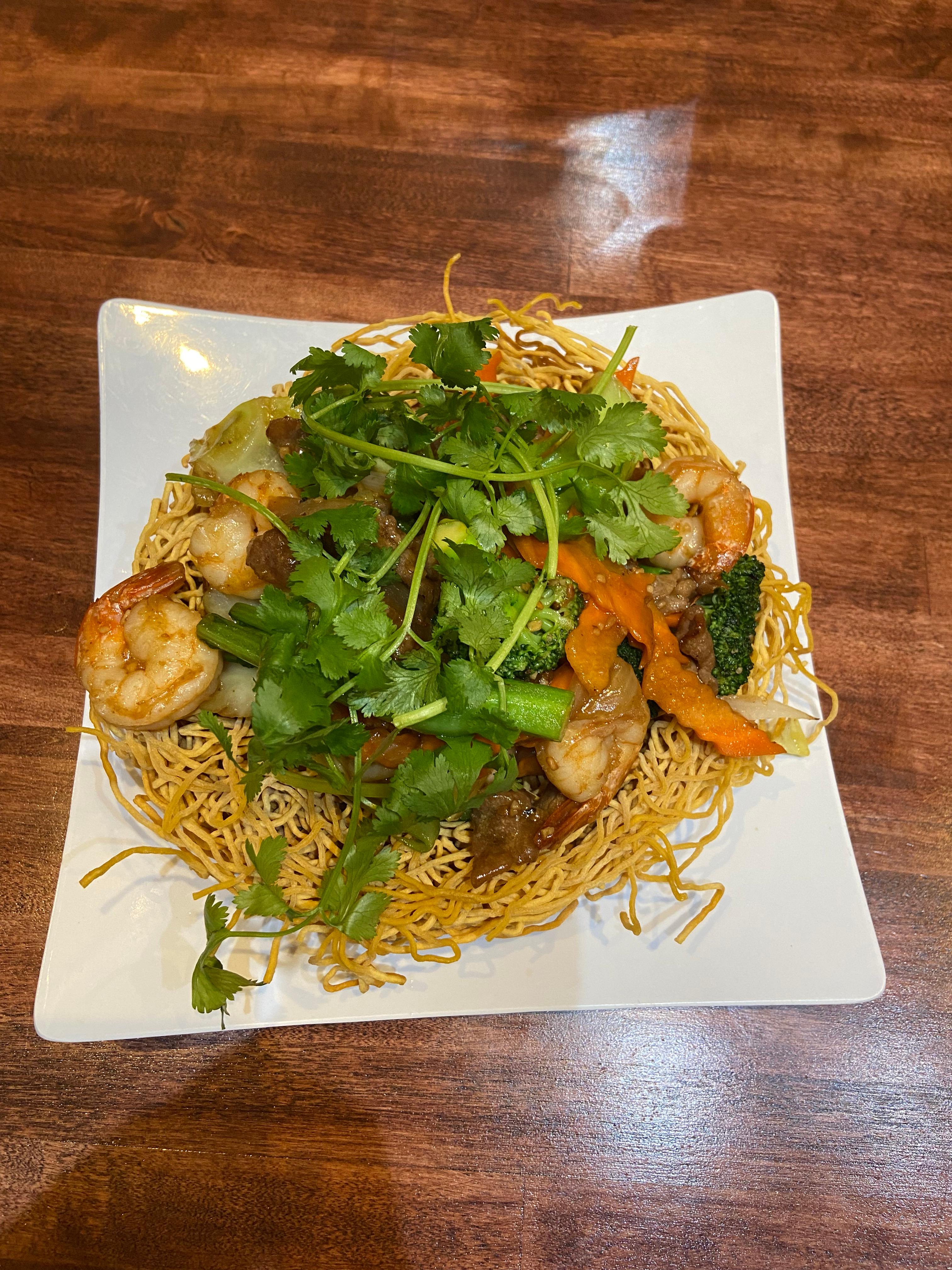 N14- Pan-Fried Egg Noodle / Mi Xào Gión.