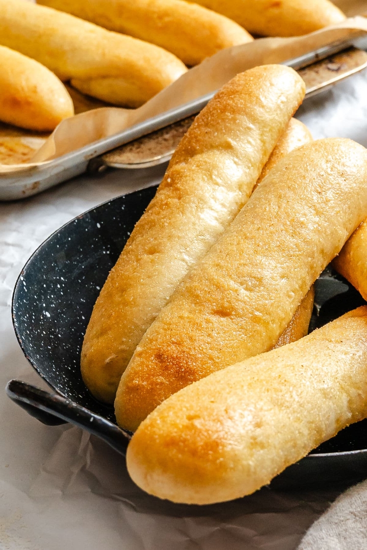Garlic Breadsticks (2 Sticks).