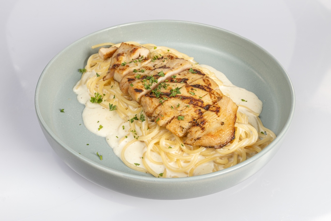Chicken Alfredo Lunch.